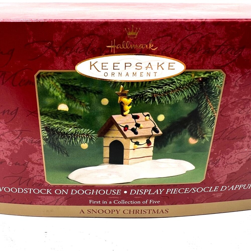 Hallmark Keepsake Ornament Woodstock On Doghouse Display Piece 2000 A Snoopy Chr